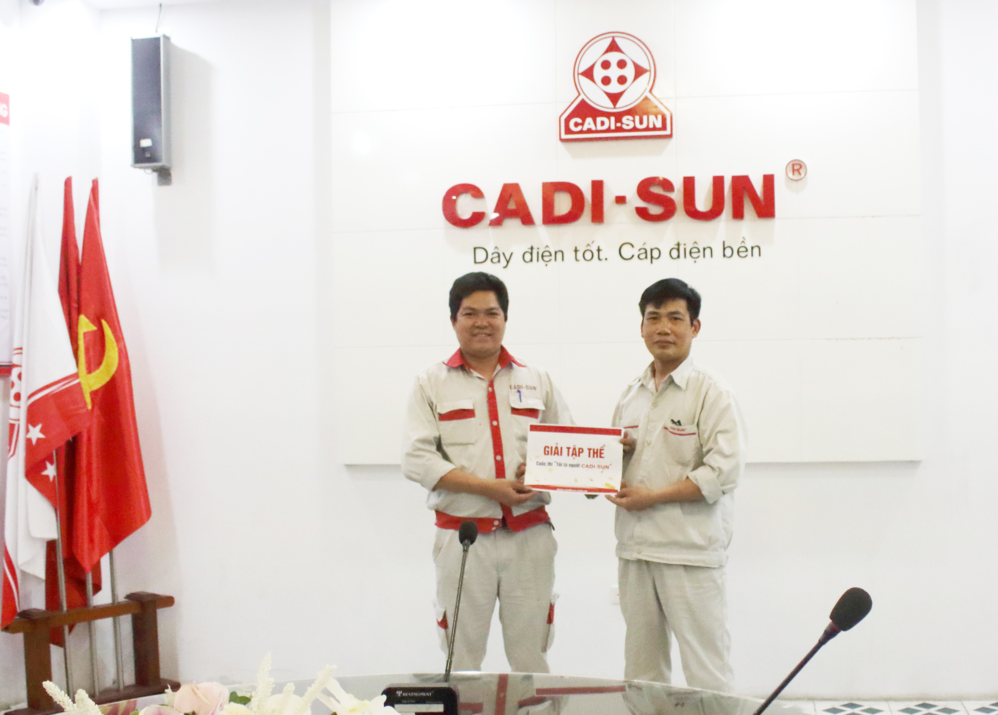 Người CADI-SUN nhận thưởng "Tôi là người CADI-SUN"