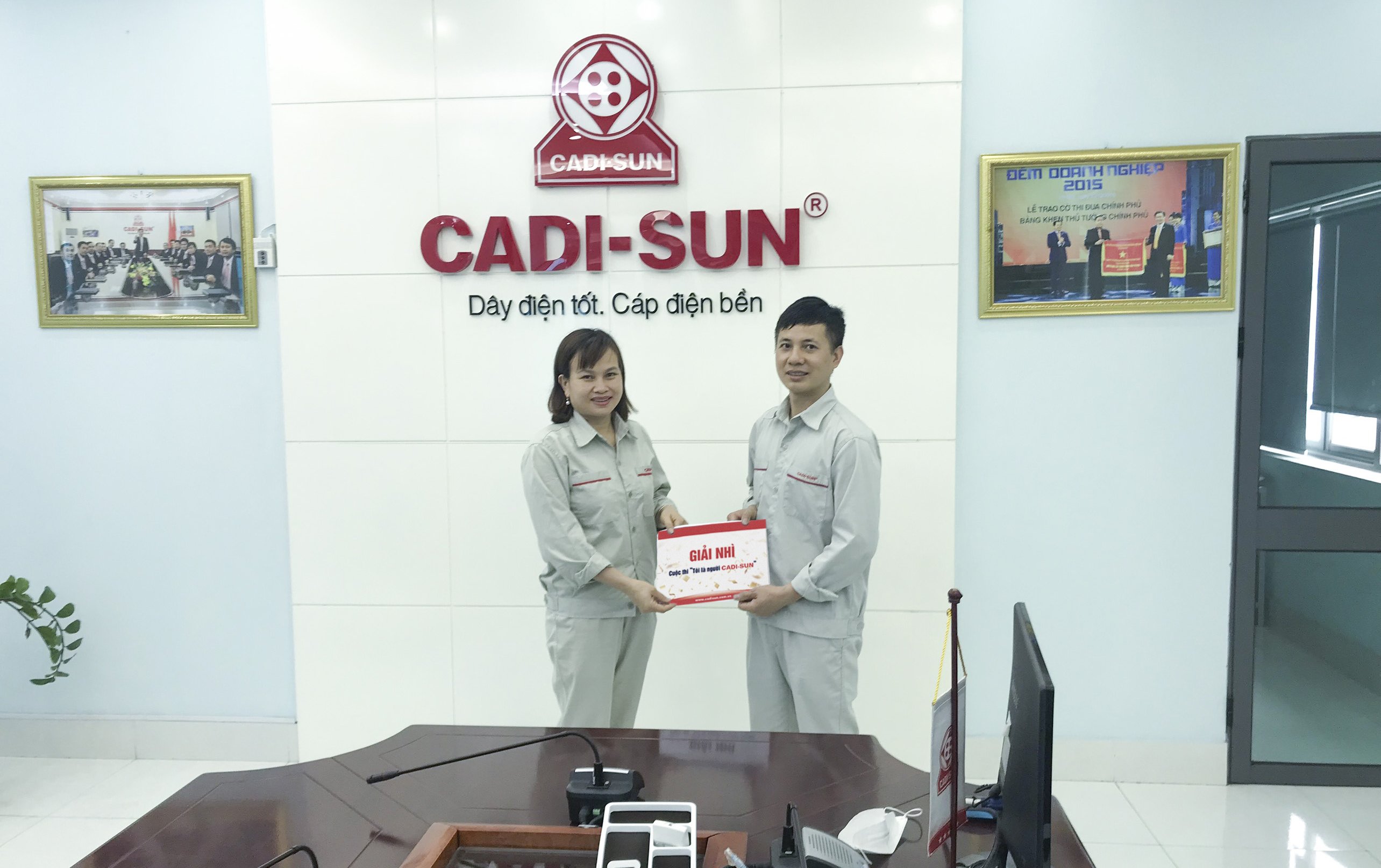 Người CADI-SUN nhận thưởng "Tôi là người CADI-SUN"