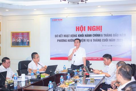 Văn phòng Công ty và các nhà máy sơ kết 6 tháng đầu năm 2023