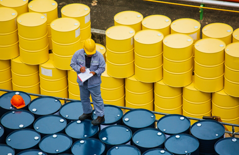 Ngày 18/10: Giá dầu tiếp tục giảm