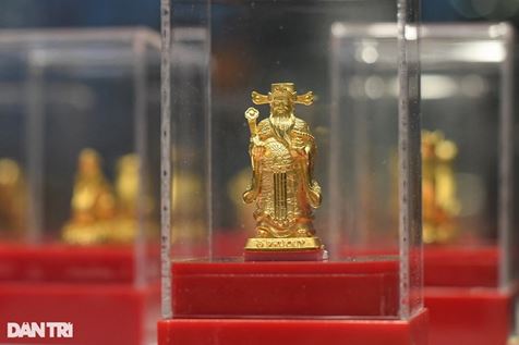 Dự báo giá vàng sau tuần đi ngang quanh ngưỡng 4.000 USD/ounce