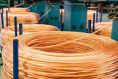 Thị trường ngày 30/9: Giá dầu biến động, đồng giữ vùng cao