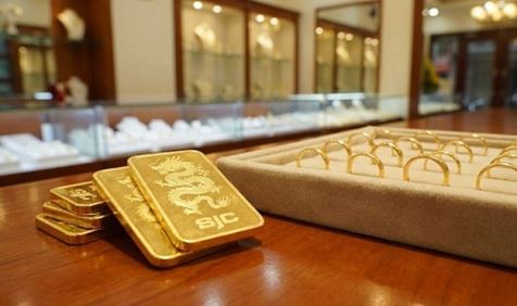 Giá vàng hôm nay 16/4: Mua vào giảm, bán ra tăng