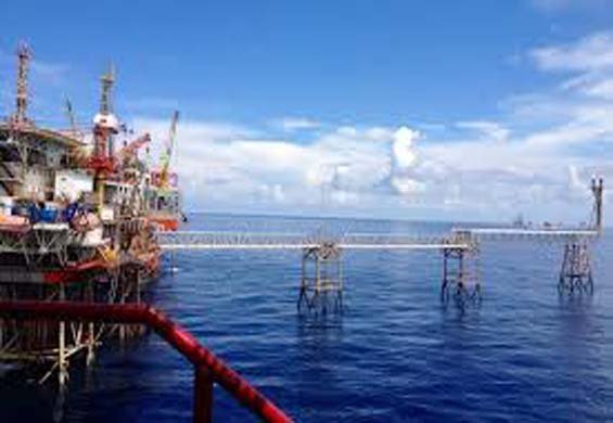 Lower crude oil prices to challenge Vietnam’s economy