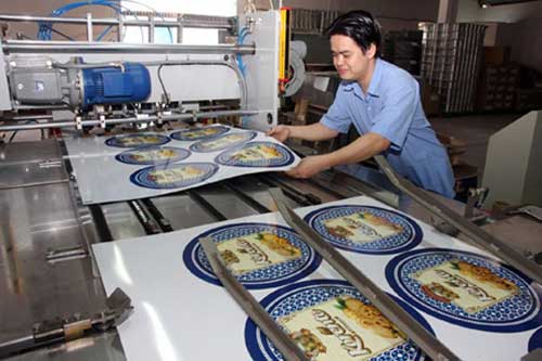 Lack of borrowers hurts banking sector